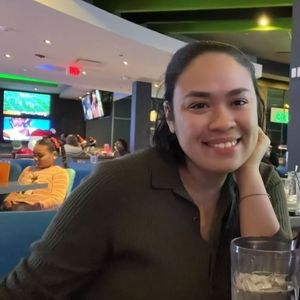 Meet your Posher, Janira